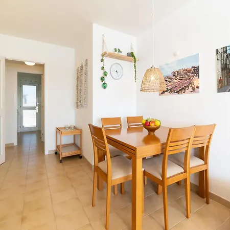 2 Bedroom Near The Apartment